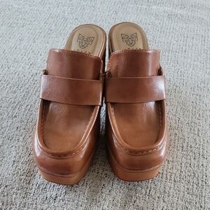 Womens Beast Fashion Presley Mules